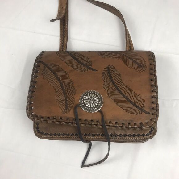 vintage‎ american west feather crossbody with matching wallet preowned - Picture 3 of 12